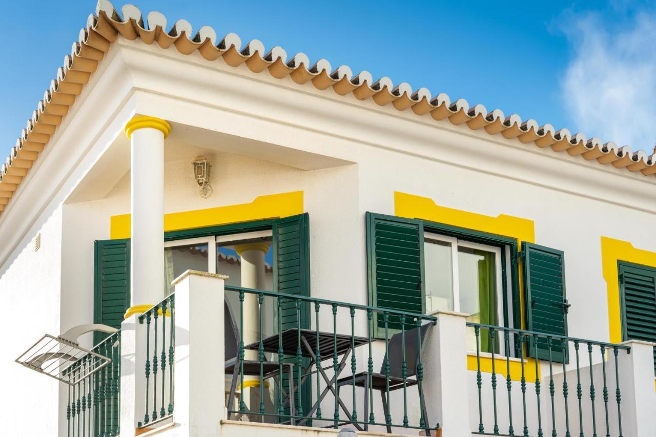 Villa Som Das Ondas Budens Exteriér fotografie