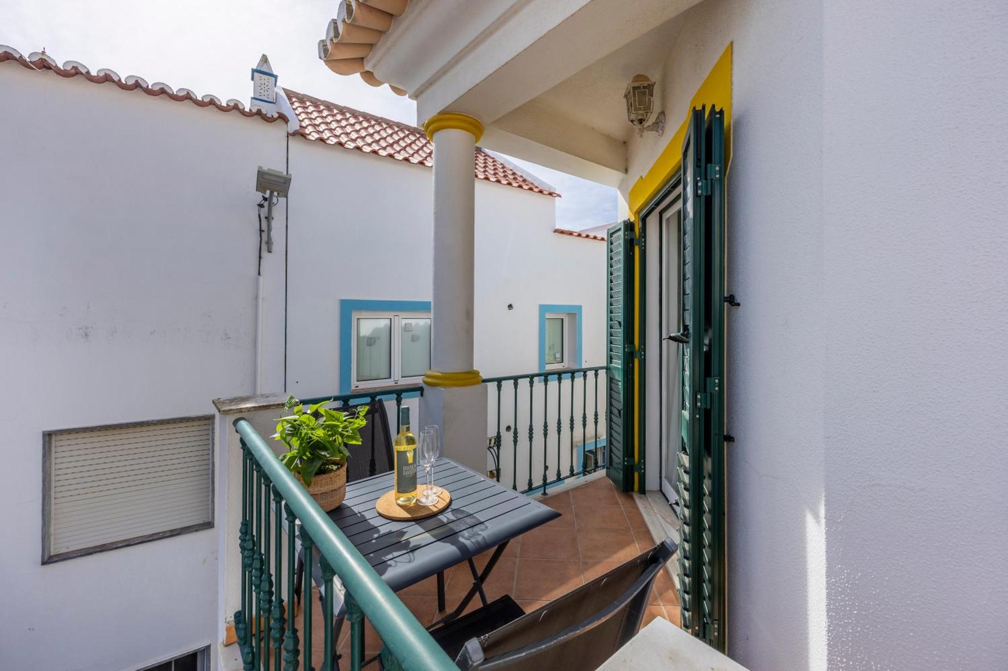 Villa Som Das Ondas Budens Exteriér fotografie